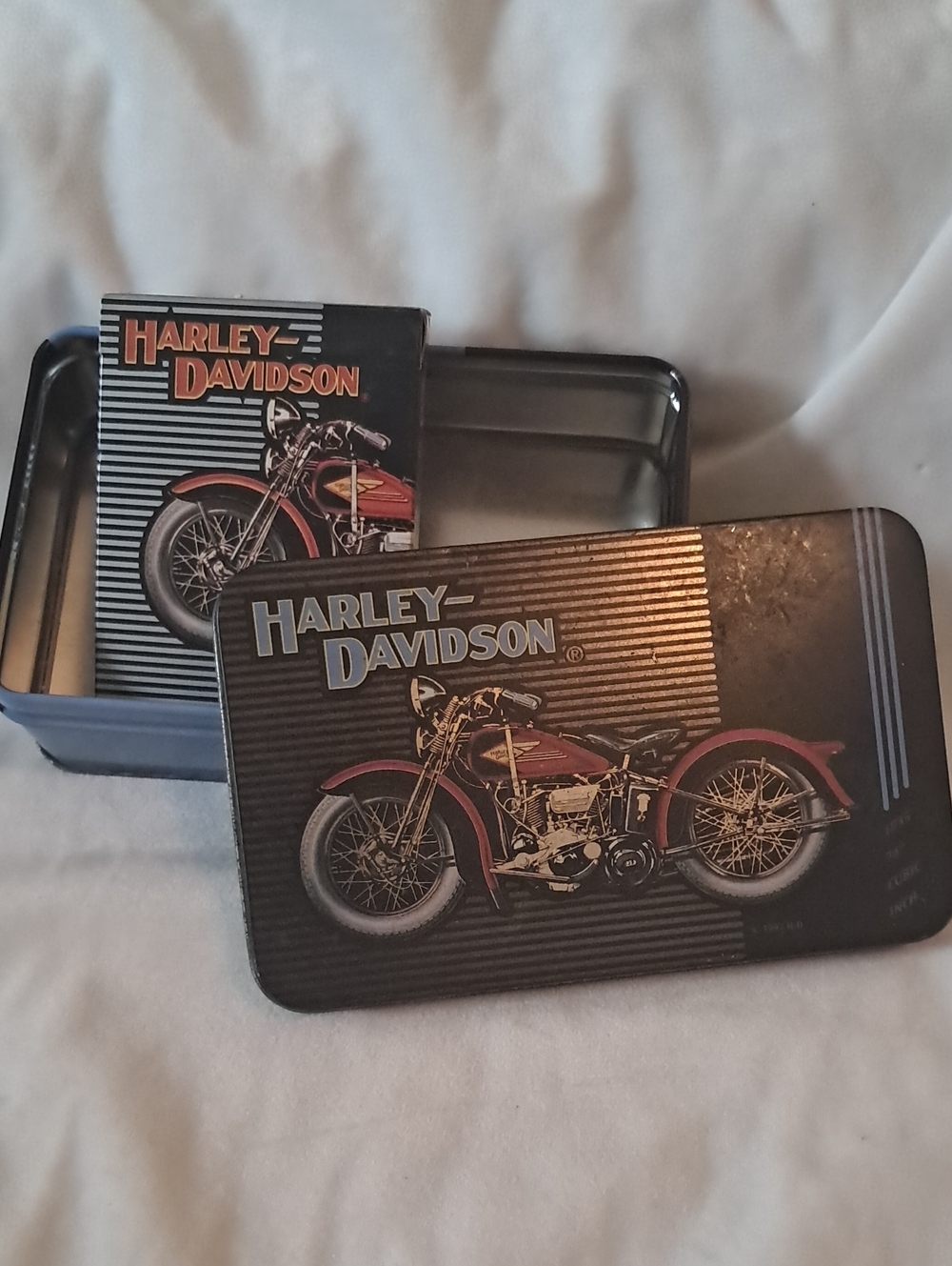 Harley Davidson Collectible Tin / Playing Cards